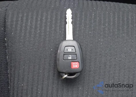 2013 Toyota Rav4 Xle z USA, uszkodzony, nr VIN JTMRFREV0D5016528